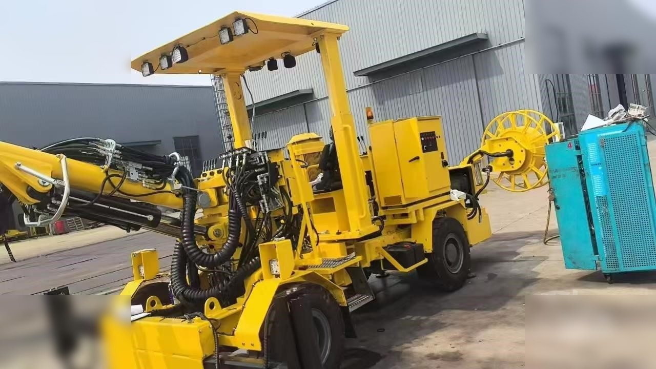 2014 ATLAS COPCO BOOMER 281 - Directional boring machine: picture 3 2014 ATLAS COPCO BOOMER 281 - Directional boring machine: picture 3