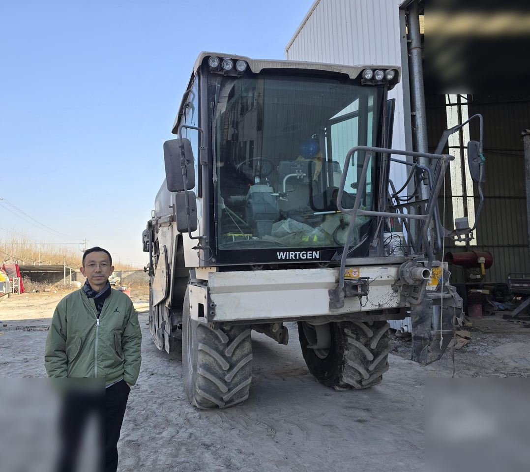 2016 WIRTGEN WR200 - Soil stabilizer: picture 1 2016 WIRTGEN WR200 - Soil stabilizer: picture 1