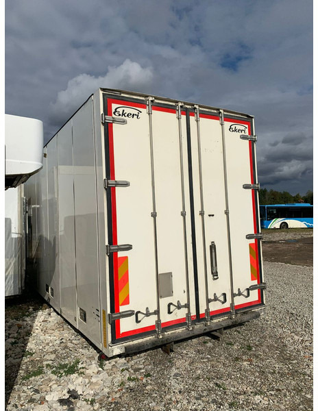 Ekeri COOLER BOX FOR MERCEDES TRUCK 7100mm / SUPRA 850 NORDIC - Refrigerator swap body: picture 4 Ekeri COOLER BOX FOR MERCEDES TRUCK 7100mm / SUPRA 850 NORDIC - Refrigerator swap body: picture 4