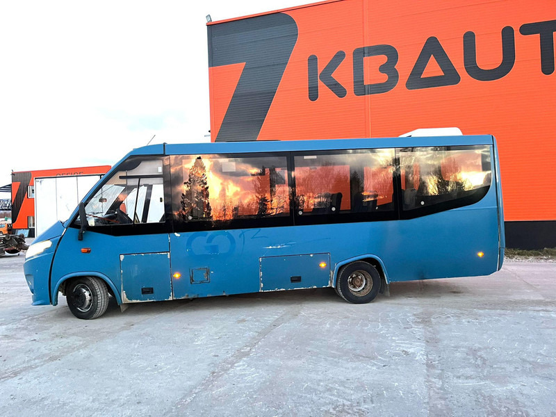 Iveco Kapena Thesi 7 PCS AVAILABLE /EURO 6 / 27 SEATS+5 STANDING / AC / AUXILIARY HEATING - Minibus, Passenger van: picture 4 Iveco Kapena Thesi 7 PCS AVAILABLE /EURO 6 / 27 SEATS+5 STANDING / AC / AUXILIARY HEATING - Minibus, Passenger van: picture 4