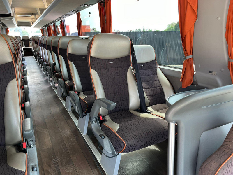 Leasing of MAN R 08 Lion`s Coach EURO 6 / 59 SEATS / AC / AUXILIARY HEATING / WC / 2x FRIDGE MAN R 08 Lion`s Coach EURO 6 / 59 SEATS / AC / AUXILIARY HEATING / WC / 2x FRIDGE: picture 14