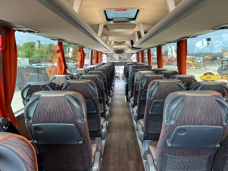 Leasing of MAN R 08 Lion`s Coach EURO 6 / 59 SEATS / AC / AUXILIARY HEATING / WC / 2x FRIDGE MAN R 08 Lion`s Coach EURO 6 / 59 SEATS / AC / AUXILIARY HEATING / WC / 2x FRIDGE: picture 18