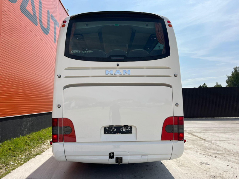Leasing of MAN R 08 Lion`s Coach EURO 6 / 59 SEATS / AC / AUXILIARY HEATING / WC / 2x FRIDGE MAN R 08 Lion`s Coach EURO 6 / 59 SEATS / AC / AUXILIARY HEATING / WC / 2x FRIDGE: picture 6