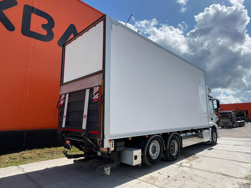 Leasing of Mercedes-Benz Actros 2551 6x2*4 BOX L=7401mm Mercedes-Benz Actros 2551 6x2*4 BOX L=7401mm: picture 6