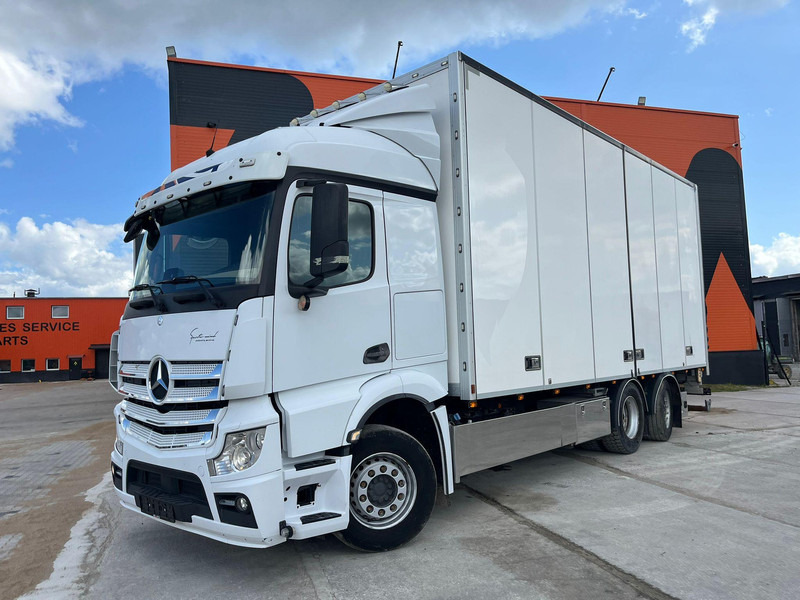 Mercedes-Benz Actros 2551 6x2*4 BOX L=7401mm - Box truck: picture 2 Mercedes-Benz Actros 2551 6x2*4 BOX L=7401mm - Box truck: picture 2