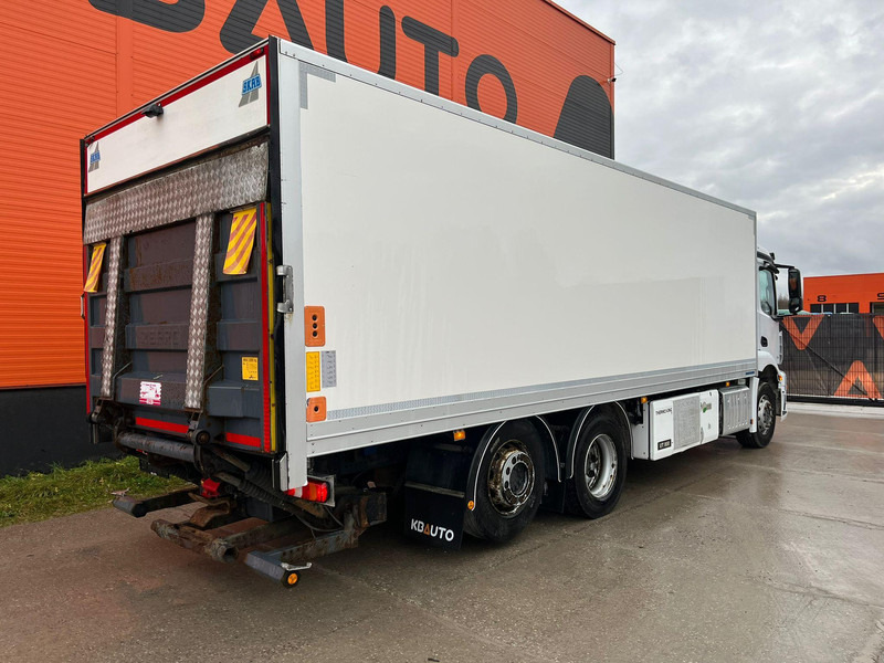 Mercedes-Benz Antos 2543 6x2*4 THERMOKING UT 800 / BOX L=7604 - Refrigerator truck: picture 5 Mercedes-Benz Antos 2543 6x2*4 THERMOKING UT 800 / BOX L=7604 - Refrigerator truck: picture 5