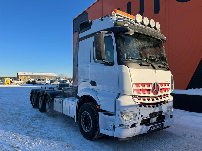 Mercedes-Benz Arocs 3251 8x4*4 JOAB L24 ton / L=5700 mm - Hook lift truck: picture 4 Mercedes-Benz Arocs 3251 8x4*4 JOAB L24 ton / L=5700 mm - Hook lift truck: picture 4