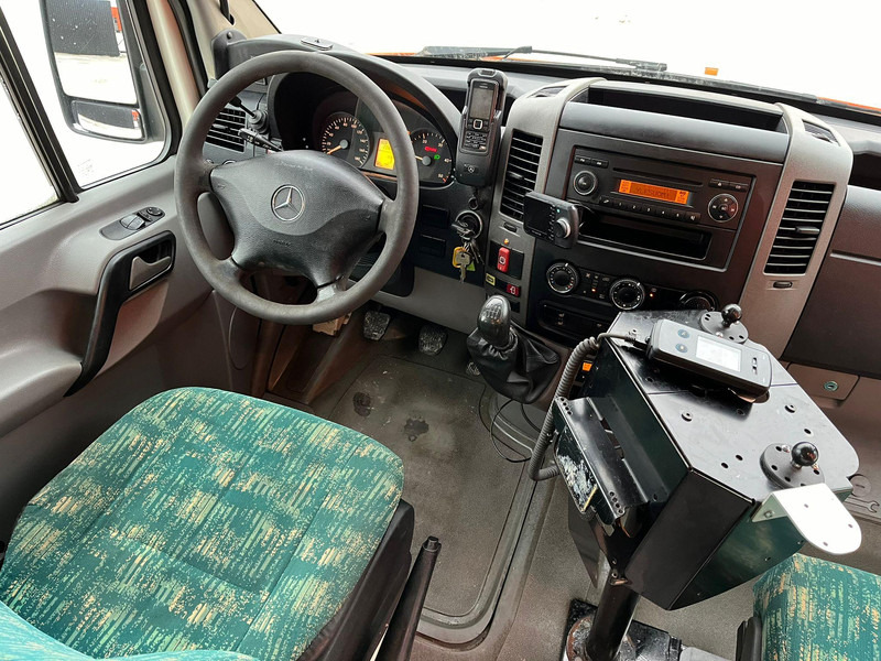 Interior photo 1: Minibus, Passenger van Mercedes-Benz Sprinter 515 CDI 20 + 1 SEATS / AC Interior photo 1: Minibus, Passenger van Mercedes-Benz Sprinter 515 CDI 20 + 1 SEATS / AC