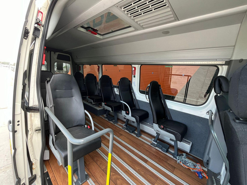 Leasing of Mercedes-Benz Sprinter 516 CDI 17 SEATS / DRIVER AC Mercedes-Benz Sprinter 516 CDI 17 SEATS / DRIVER AC: picture 13