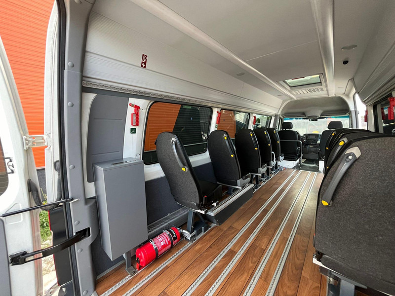 Leasing of Mercedes-Benz Sprinter 516 CDI 17 SEATS / DRIVER AC Mercedes-Benz Sprinter 516 CDI 17 SEATS / DRIVER AC: picture 16