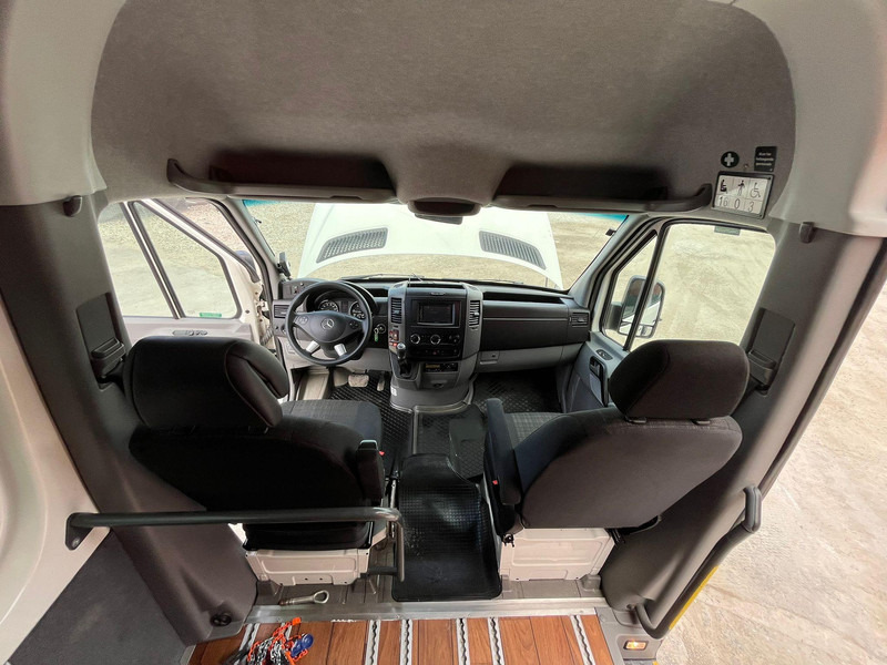 Leasing of Mercedes-Benz Sprinter 516 CDI 17 SEATS / DRIVER AC Mercedes-Benz Sprinter 516 CDI 17 SEATS / DRIVER AC: picture 18