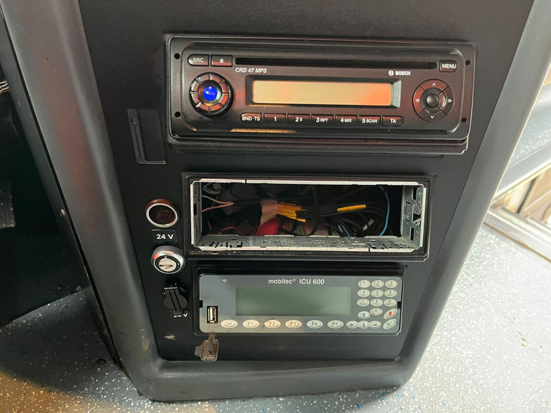 Leasing of Setra S 417 UL 6x2*4 AC / AUXILIARY HEATER / WHEELCHAIR LIFT Setra S 417 UL 6x2*4 AC / AUXILIARY HEATER / WHEELCHAIR LIFT: picture 14