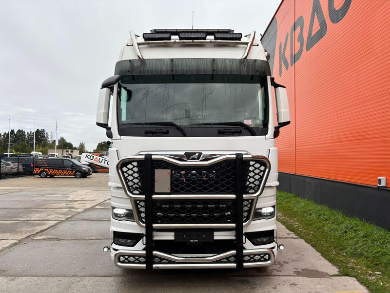 MAN TGX 28.580 6x2 TWIN BED GX CAB / INTARDER / DOUBLE BOGIE - Tractor unit: picture 3 MAN TGX 28.580 6x2 TWIN BED GX CAB / INTARDER / DOUBLE BOGIE - Tractor unit: picture 3