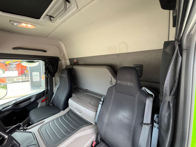 Tractor unit Scania P 450 6x2 RETARDER: picture 17