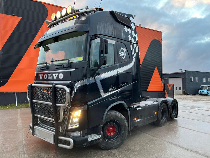 Volvo FH 16 750 6x4 GCW 80 ton / RETARDER / HYDRAULICS / TANDEM AXLE LIFT - Tractor unit: picture 2 Volvo FH 16 750 6x4 GCW 80 ton / RETARDER / HYDRAULICS / TANDEM AXLE LIFT - Tractor unit: picture 2