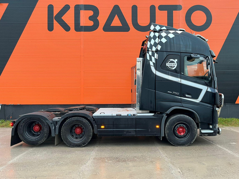 Volvo FH 16 750 6x4 GCW 80 ton / RETARDER / HYDRAULICS / TANDEM AXLE LIFT - Tractor unit: picture 5 Volvo FH 16 750 6x4 GCW 80 ton / RETARDER / HYDRAULICS / TANDEM AXLE LIFT - Tractor unit: picture 5