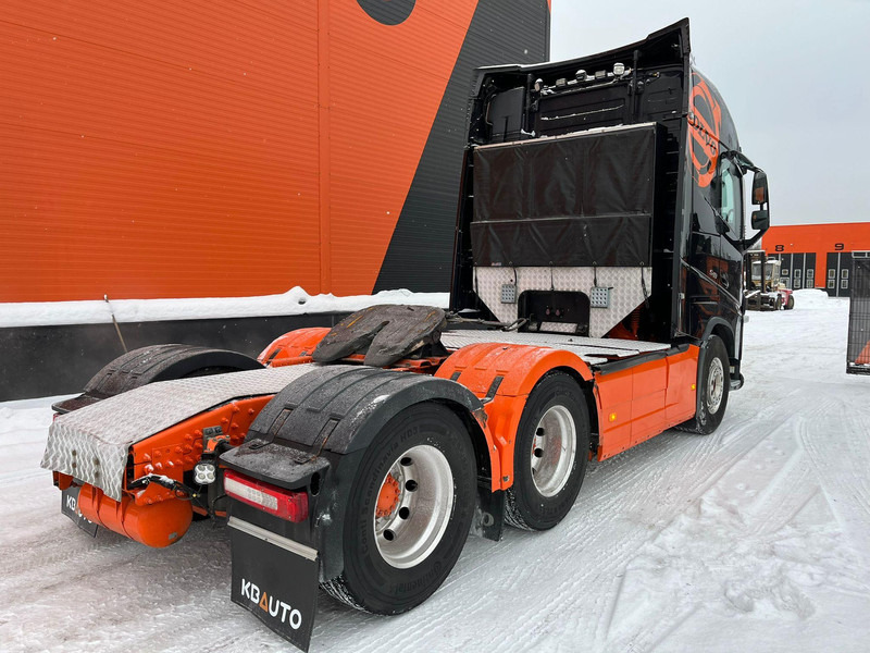 Volvo FH 540 6x4 GCW 70 ton / RETARDER / TANDEM AXLE LIFT - Tractor unit: picture 4 Volvo FH 540 6x4 GCW 70 ton / RETARDER / TANDEM AXLE LIFT - Tractor unit: picture 4