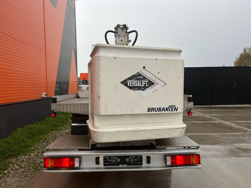 Truck, Crane truck Mercedes-Benz Atego 918 4x4 VERSALIFT VST-237-NF / 13,5 m: picture 7