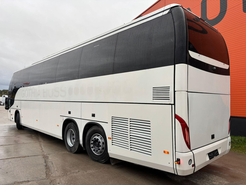 Volvo B12B Beulas Glory 6x2*4 61 SEATS / AC / AUXILIARY HEATING / WC - Coach: picture 5 Volvo B12B Beulas Glory 6x2*4 61 SEATS / AC / AUXILIARY HEATING / WC - Coach: picture 5