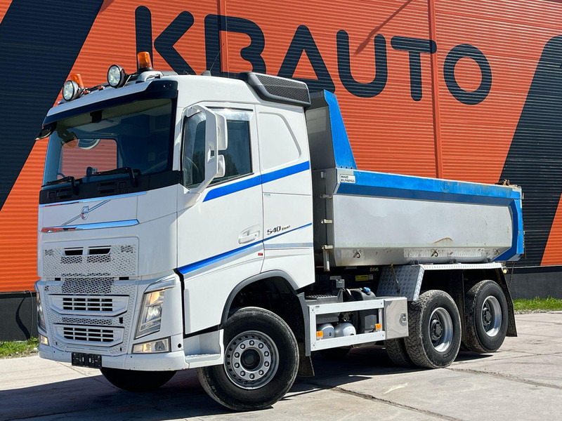 Volvo FH 540 6x4 RETARDER / TANDEM AXLE LIFT / BIG AXLES / BOX L=4488 mm - Tipper: picture 1 Volvo FH 540 6x4 RETARDER / TANDEM AXLE LIFT / BIG AXLES / BOX L=4488 mm - Tipper: picture 1