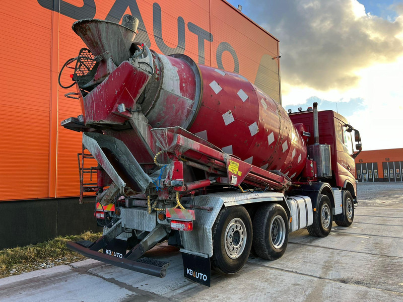 Volvo FH 540 8x2*6 RETARDER / 9 m3 / CHUTE 9 m - Concrete mixer truck: picture 5 Volvo FH 540 8x2*6 RETARDER / 9 m3 / CHUTE 9 m - Concrete mixer truck: picture 5