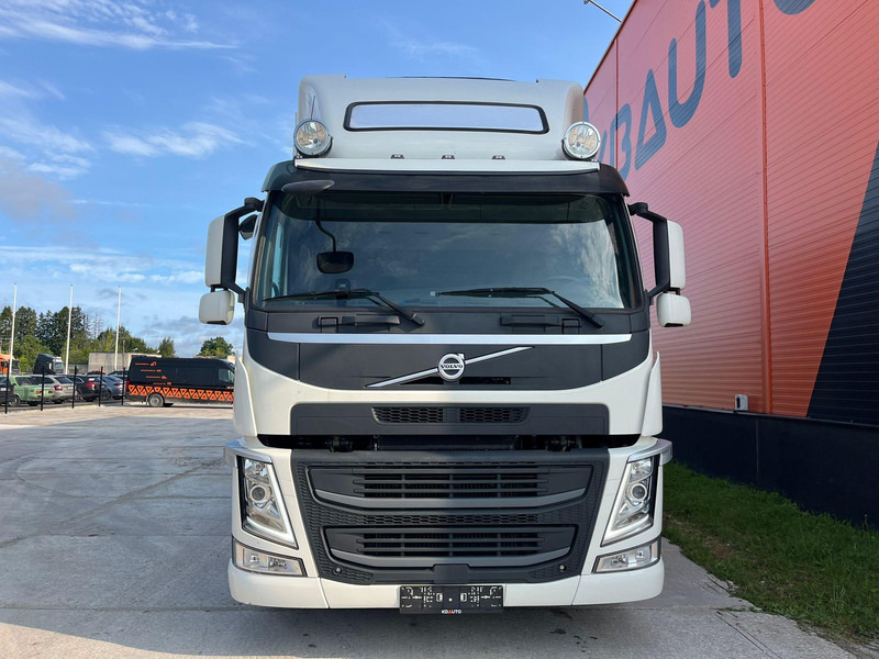 Volvo FM 420 6x2 Carrier Supra 850 Mt / BOX L=7384 mm - Refrigerator truck: picture 2 Volvo FM 420 6x2 Carrier Supra 850 Mt / BOX L=7384 mm - Refrigerator truck: picture 2