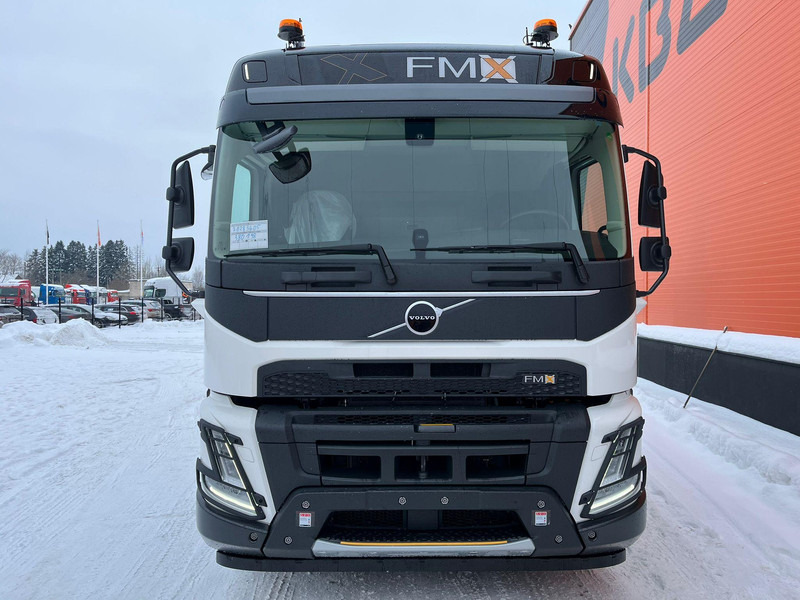 Volvo FMX 500 8x4*4 PK 33002 / PALFINGER HT 22 ton / L=5500 mm - Hook lift truck, Crane truck: picture 3 Volvo FMX 500 8x4*4 PK 33002 / PALFINGER HT 22 ton / L=5500 mm - Hook lift truck, Crane truck: picture 3