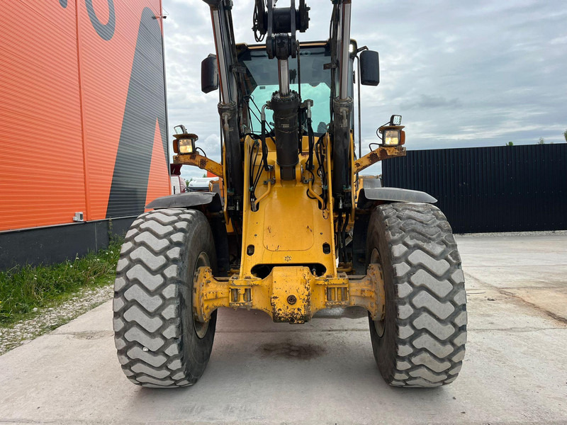 Leasing of Volvo L 90 F 4x4 CENTRAL LUBRICATION / AC Volvo L 90 F 4x4 CENTRAL LUBRICATION / AC: picture 13