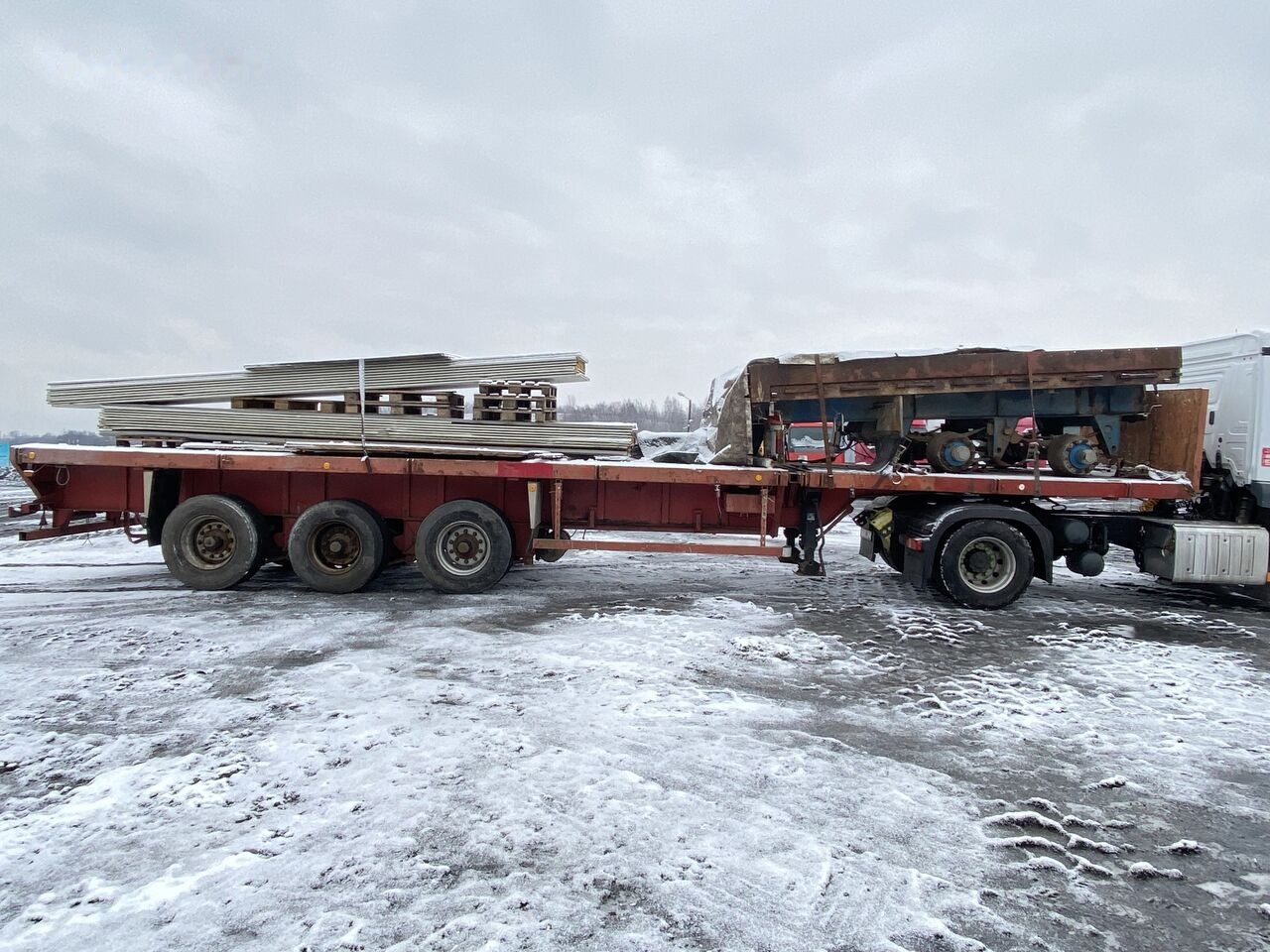 Robuste - Logging semi-trailer: picture 2 Robuste - Logging semi-trailer: picture 2