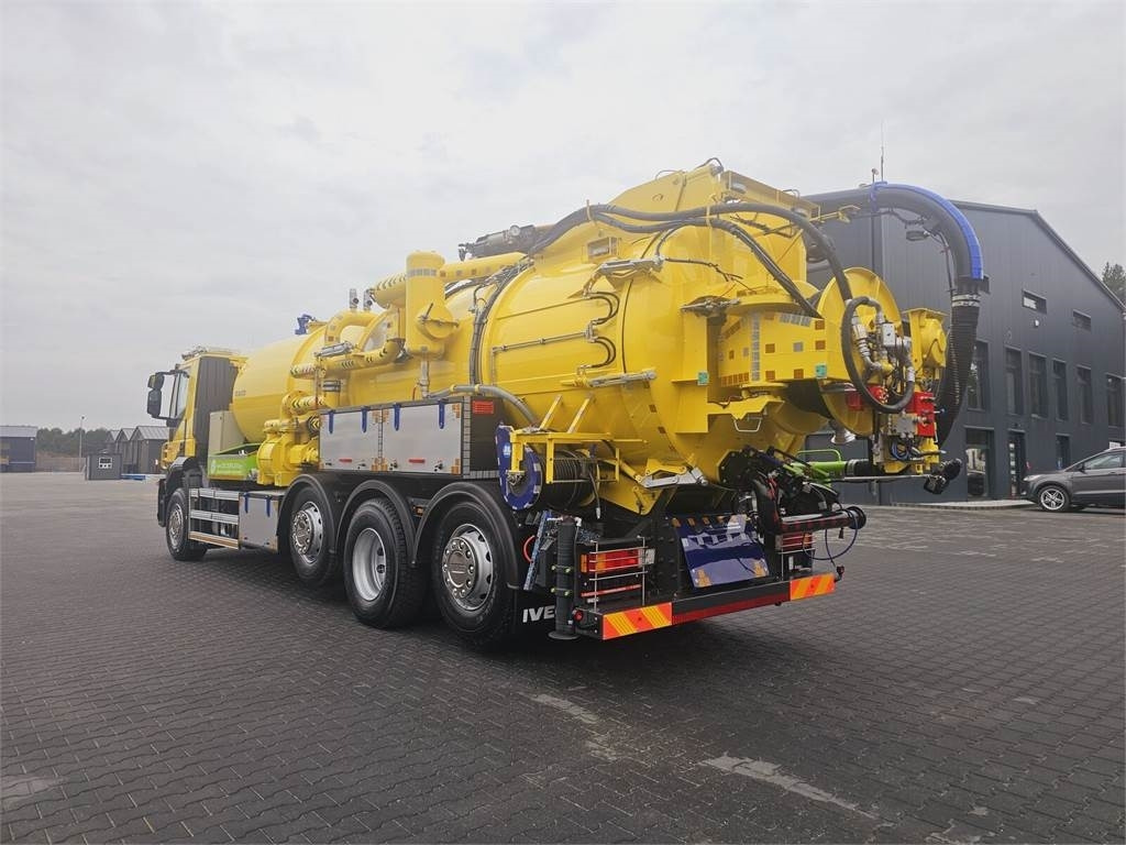 Iveco RAVO WUKO FOR CHANNEL CLEANING druck saug kanal  - Vacuum truck: picture 5 Iveco RAVO WUKO FOR CHANNEL CLEANING druck saug kanal  - Vacuum truck: picture 5