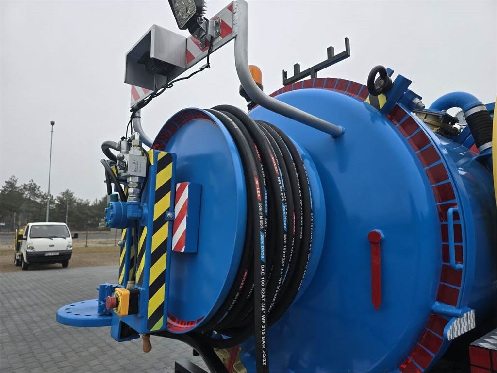 Vacuum truck Mitsubishi RIONED COMBI WUKO FOR CLEANING SEWAGE: picture 16