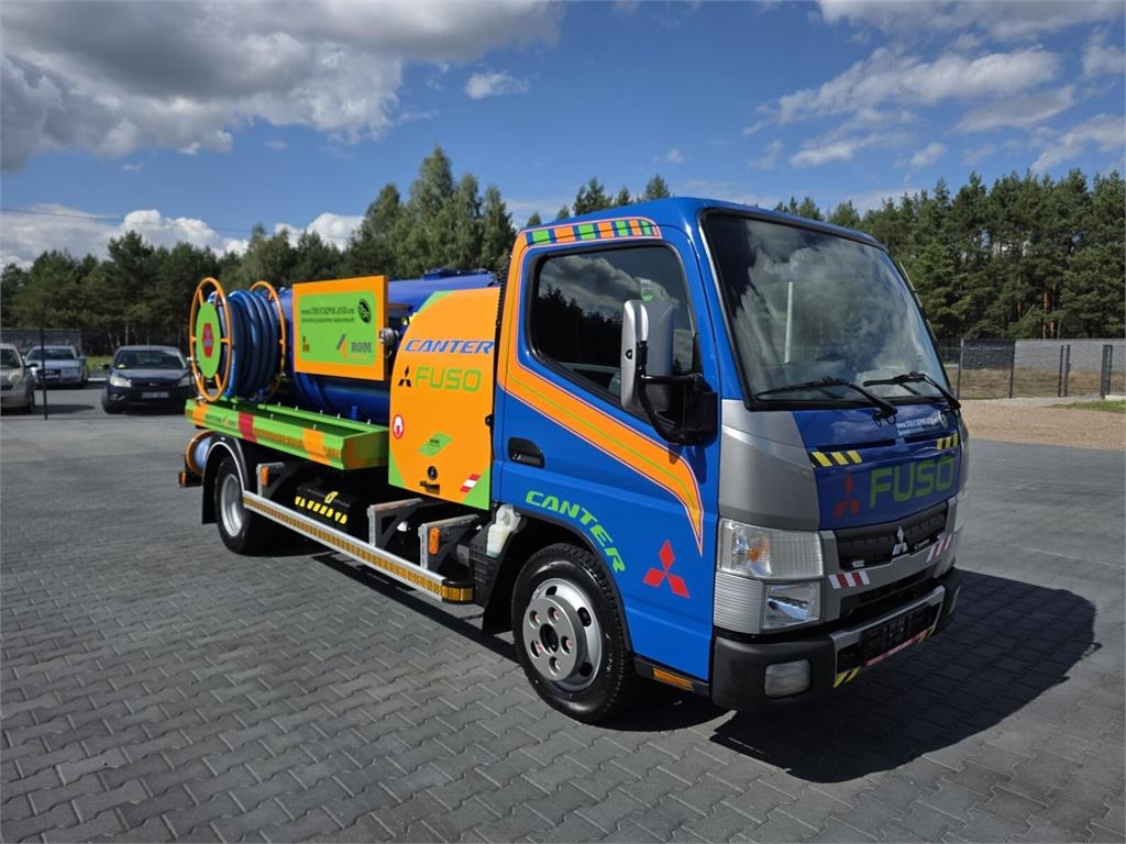 Mitsubishi ROM KOKS SMART COMBI WUKO HOT WATER FOR CLEANING S  - Vacuum truck: picture 2 Mitsubishi ROM KOKS SMART COMBI WUKO HOT WATER FOR CLEANING S  - Vacuum truck: picture 2