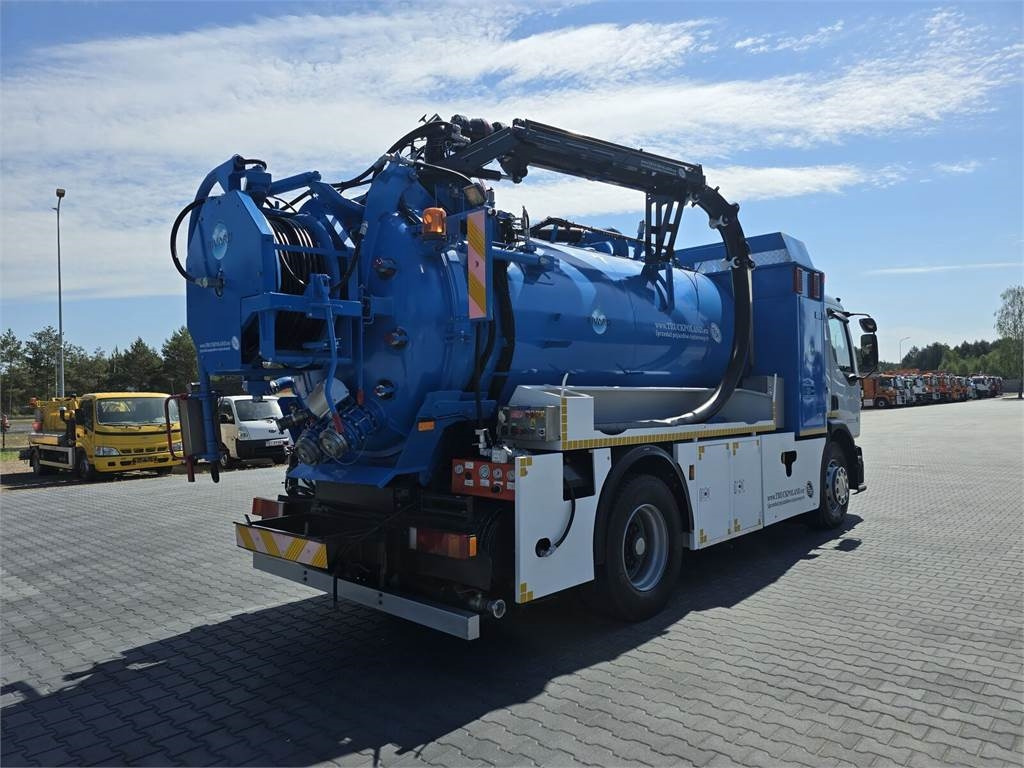 Vacuum truck Renault WUKO RIVARD for collecting liquid waste: picture 6 Vacuum truck Renault WUKO RIVARD for collecting liquid waste: picture 6