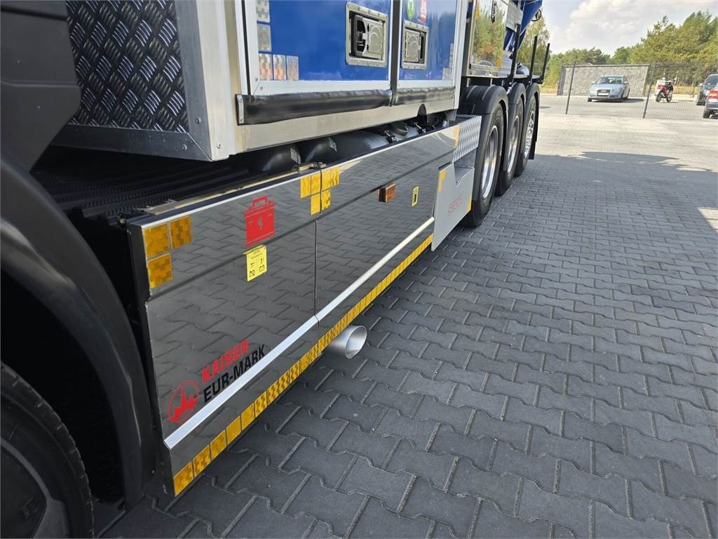 Scania KAISER EUR-MARK PL 8 Vacuum suction-blowing loader - Vacuum truck: picture 2 Scania KAISER EUR-MARK PL 8 Vacuum suction-blowing loader - Vacuum truck: picture 2