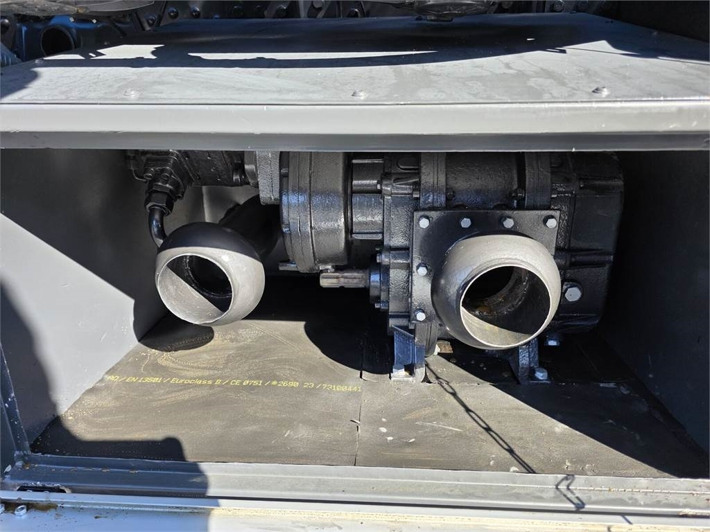 Vacuum truck Scania Larsen FlexVac 311 Vacuum suction loader: picture 22