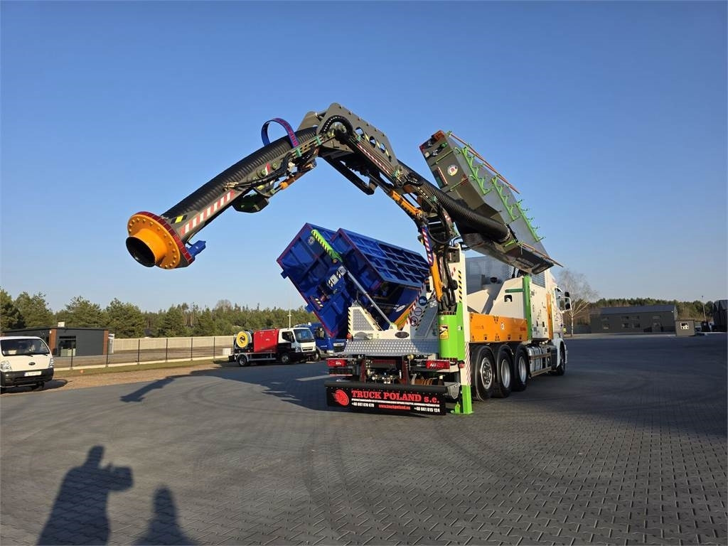 Scania V8 R580 MTS DINO 5 TRIPLE 54000V Saugbagger cleane - Excavator: picture 1 Scania V8 R580 MTS DINO 5 TRIPLE 54000V Saugbagger cleane - Excavator: picture 1