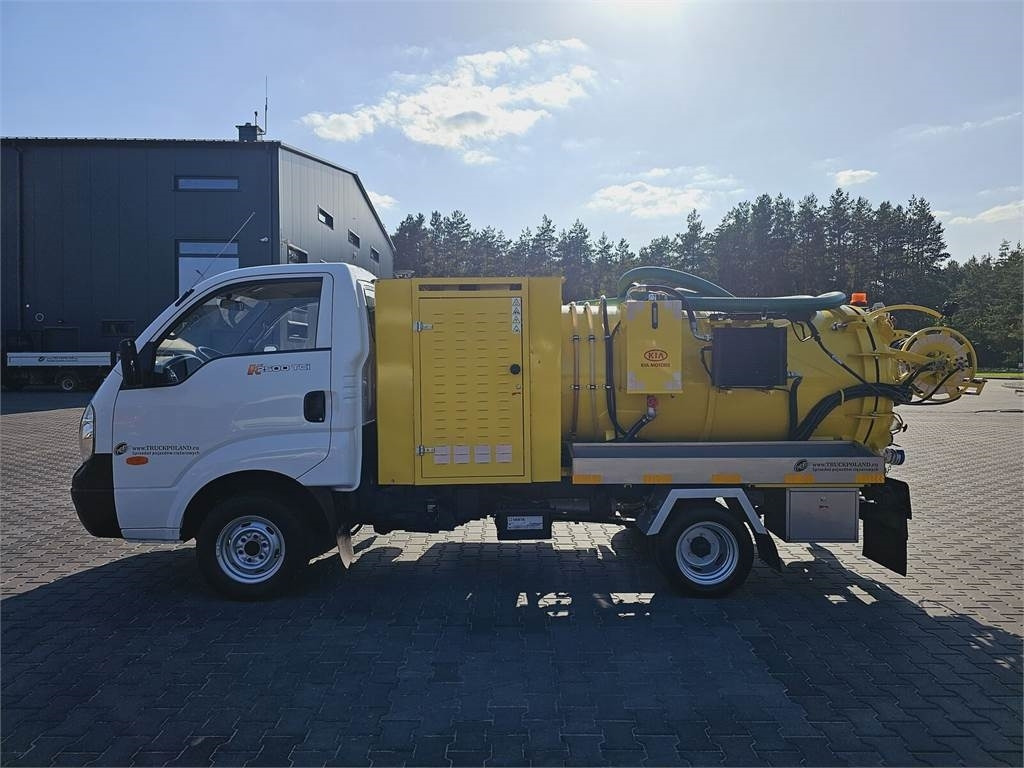 Isuzu Kia on categories B COMBI WUKO FOR DUCT CLEANING 2 - Utility/ Special vehicle: picture 4 Isuzu Kia on categories B COMBI WUKO FOR DUCT CLEANING 2 - Utility/ Special vehicle: picture 4