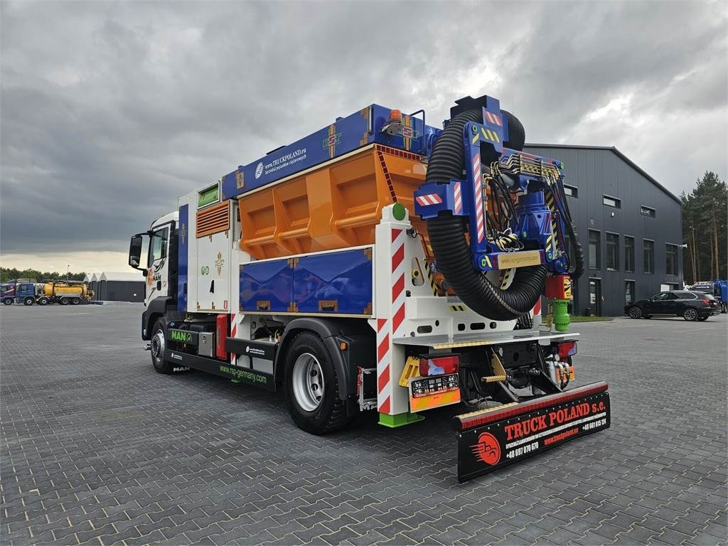 MAN RSP ESE 18/4-KM Saugbagger vacuum cleaner excavato - Utility/ Special vehicle: picture 5 MAN RSP ESE 18/4-KM Saugbagger vacuum cleaner excavato - Utility/ Special vehicle: picture 5