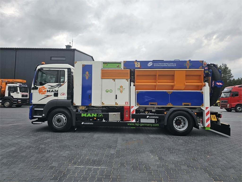 MAN RSP ESE 18/4-KM Saugbagger vacuum cleaner excavato - Utility/ Special vehicle: picture 4 MAN RSP ESE 18/4-KM Saugbagger vacuum cleaner excavato - Utility/ Special vehicle: picture 4