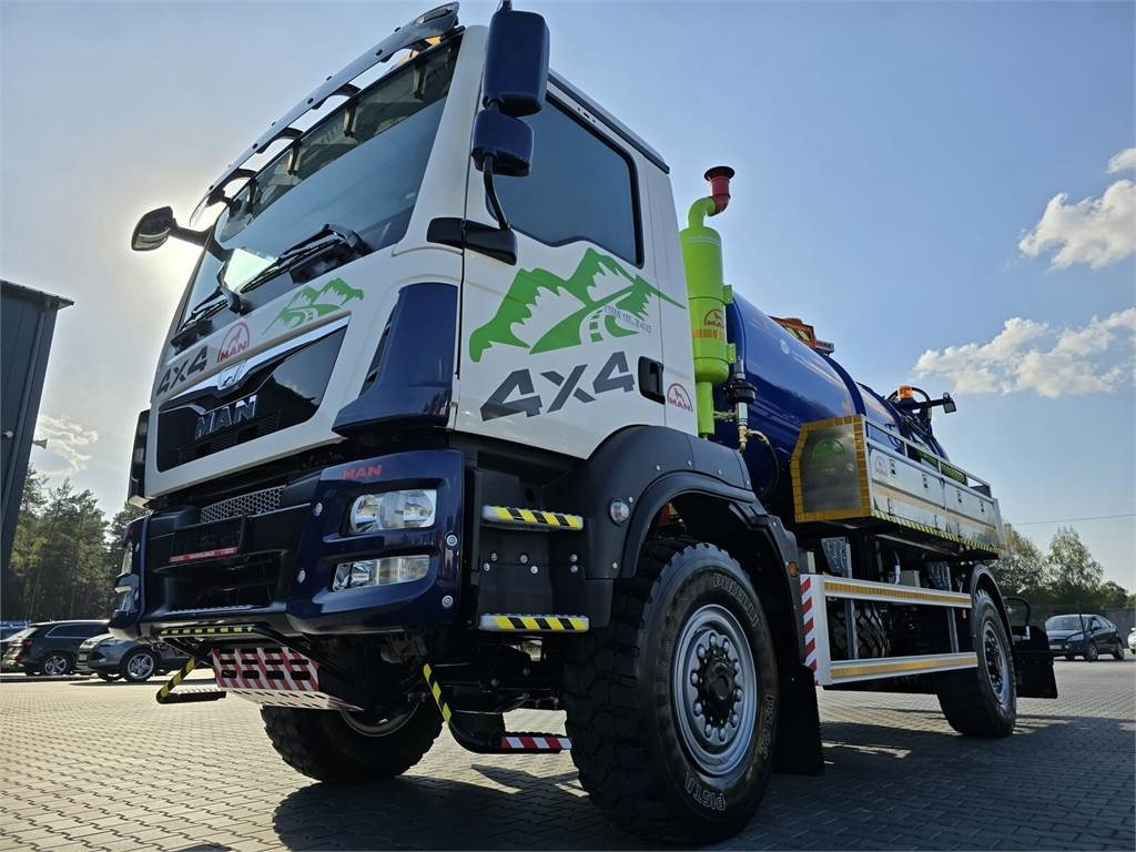 MAN TGM 4x4 GAMON PW8 for collecting liquid waste sepa - Utility/ Special vehicle: picture 2 MAN TGM 4x4 GAMON PW8 for collecting liquid waste sepa - Utility/ Special vehicle: picture 2
