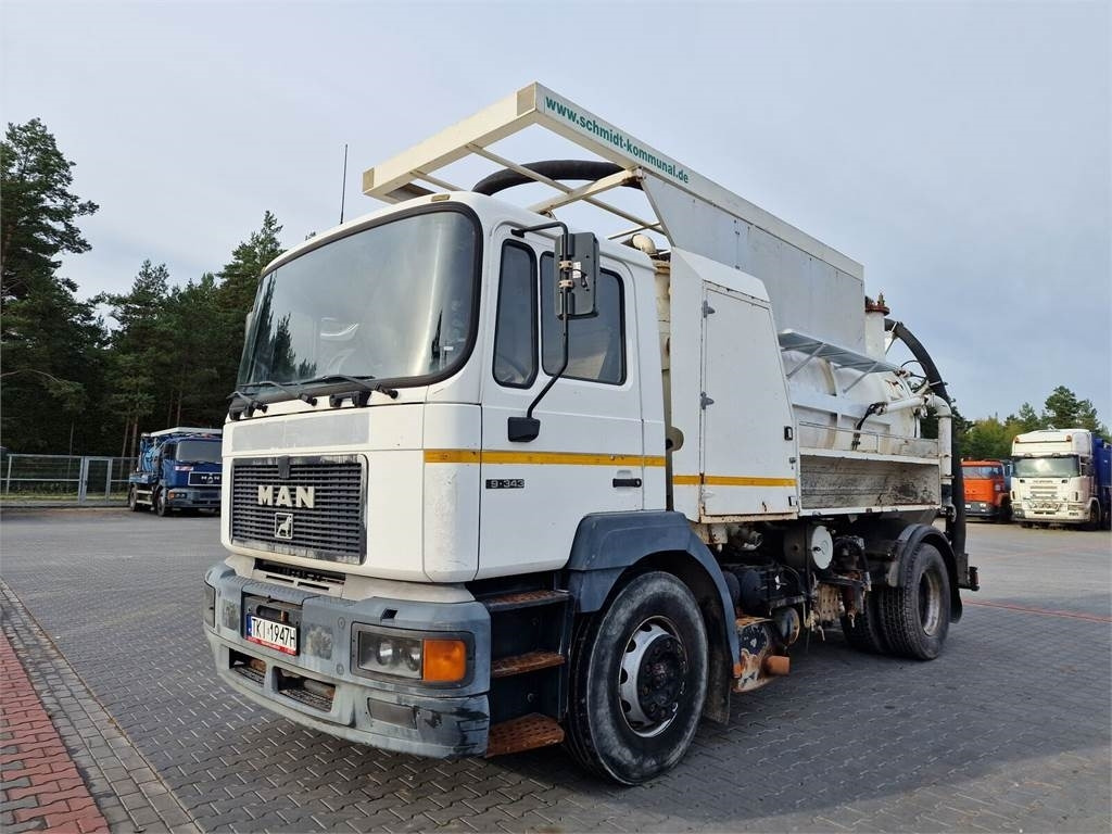MAN WUKO MORO KOMBI FOR CHANNEL CLEANING - Utility/ Special vehicle: picture 3 MAN WUKO MORO KOMBI FOR CHANNEL CLEANING - Utility/ Special vehicle: picture 3