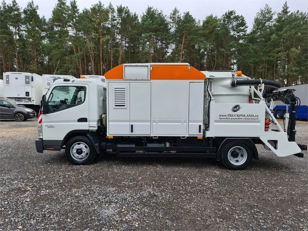 Mitsubishi CANTER RSP odkurzacz koparka ssąca Saugbagger CITY - Utility/ Special vehicle: picture 4 Mitsubishi CANTER RSP odkurzacz koparka ssąca Saugbagger CITY - Utility/ Special vehicle: picture 4