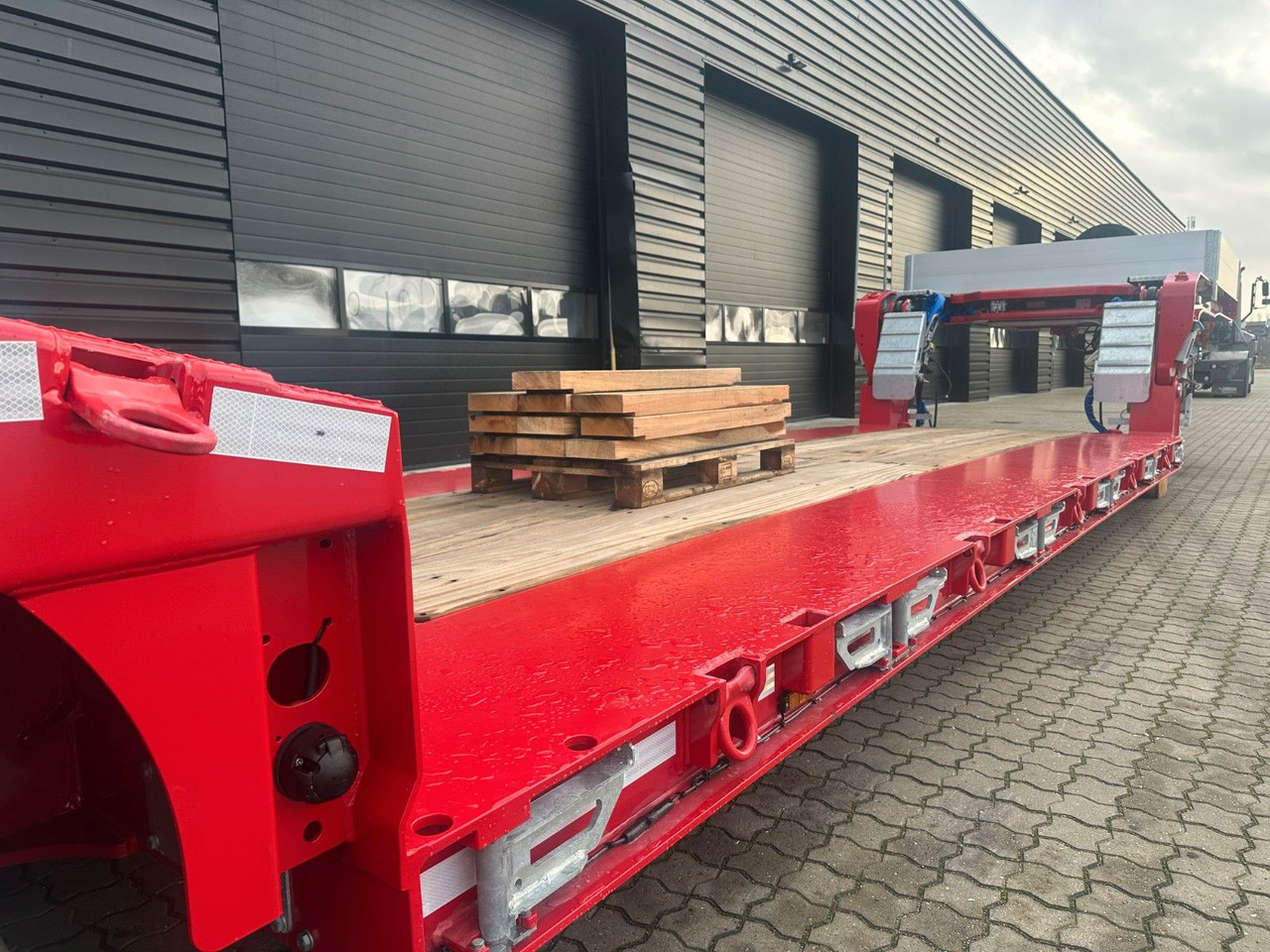 Faymonville MAX510 2 cahs tiefbett / ausziehbar - Low loader semi-trailer: picture 5 Faymonville MAX510 2 cahs tiefbett / ausziehbar - Low loader semi-trailer: picture 5