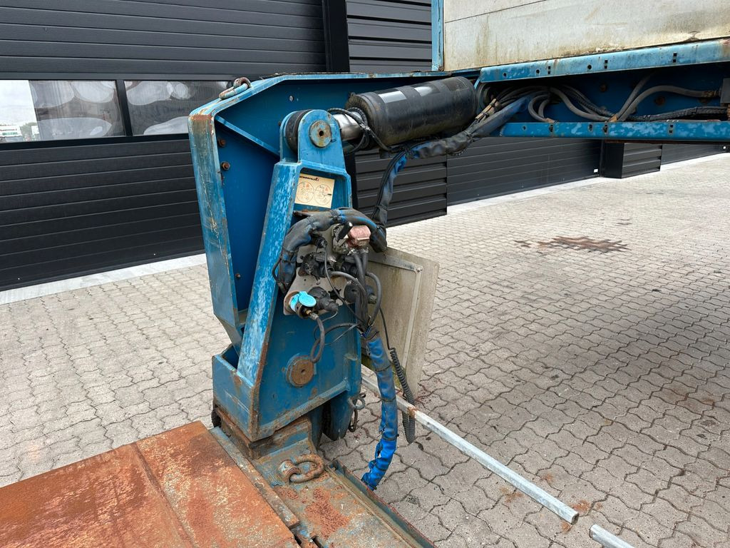 Faymonville Tiefbett / ausziehbar Faymonville Tiefbett / ausziehbar - Low loader semi-trailer: picture 5 Faymonville Tiefbett / ausziehbar Faymonville Tiefbett / ausziehbar - Low loader semi-trailer: picture 5