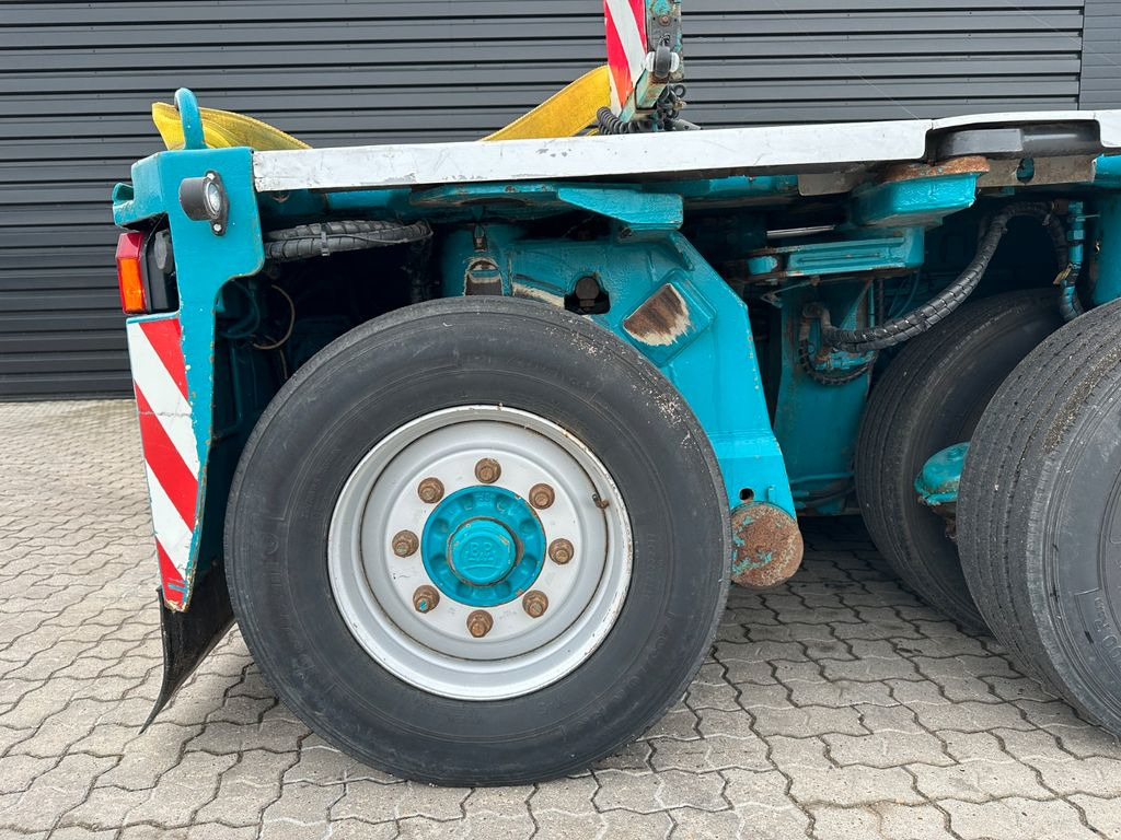 Low loader semi-trailer Goldhofer THP 2+4 XLE baggerbett Goldhofer THP 2+4 XLE baggerbett: picture 11 Low loader semi-trailer Goldhofer THP 2+4 XLE baggerbett Goldhofer THP 2+4 XLE baggerbett: picture 11