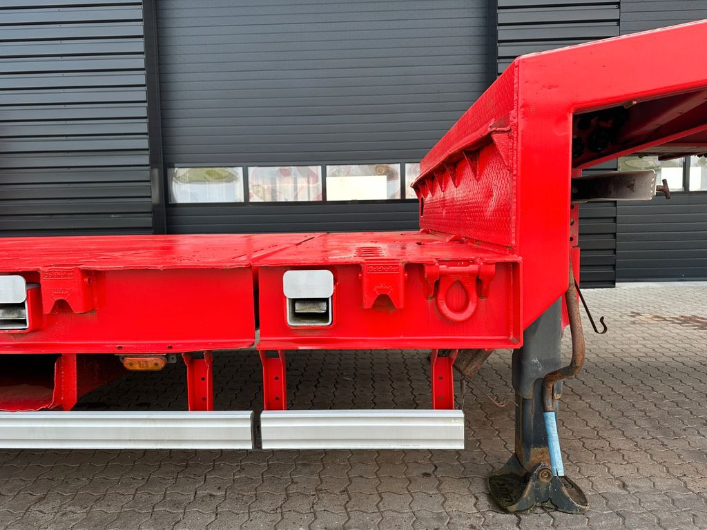 Goldhofer Tieflader / Zwangslenkung / ausziehbar Goldhofer Tieflader / Zwangslenkung / ausziehbar - Low loader semi-trailer: picture 5 Goldhofer Tieflader / Zwangslenkung / ausziehbar Goldhofer Tieflader / Zwangslenkung / ausziehbar - Low loader semi-trailer: picture 5