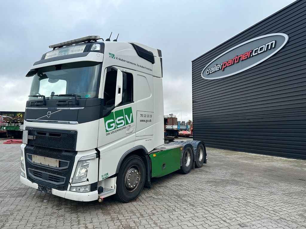 Tractor unit Volvo FH 540 6x4: picture 8