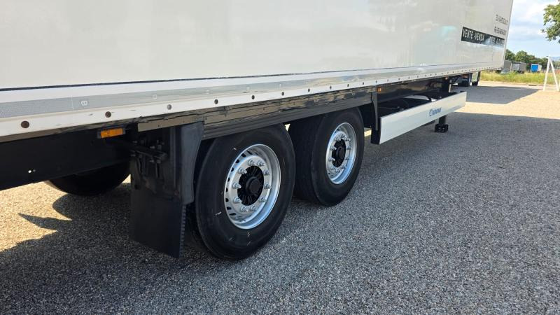 Closed box semi-trailer Krone Dry Liner: picture 9