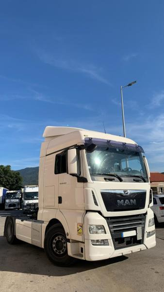 MAN TGX 18.460 - Tractor unit: picture 2 MAN TGX 18.460 - Tractor unit: picture 2
