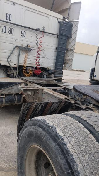 Scania RA 1 36 C - Tractor unit: picture 4 Scania RA 1 36 C - Tractor unit: picture 4